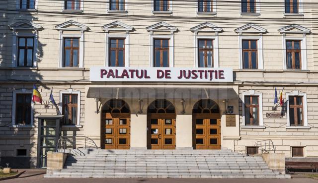 A amenințat un polițist și va sta după gratii aproape 5 ani
