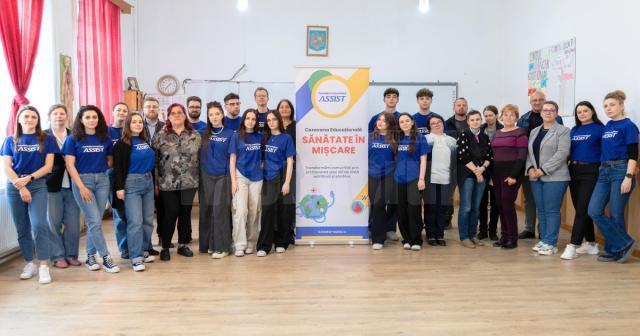 350 de copii și adolescenți din Pârteștii de Jos au participat la Caravana „Sănătate în mișcare”, organizată de fundația umanitară ASSIST