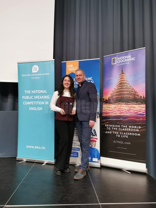 Maria, alături de tatăl său