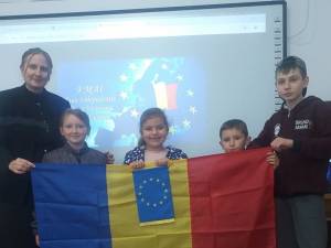Liceul Tehnologic „Iorgu Vârnav Liteanu” din Liteni a celebrat Ziua Europei și 20 de ani de eTwinning