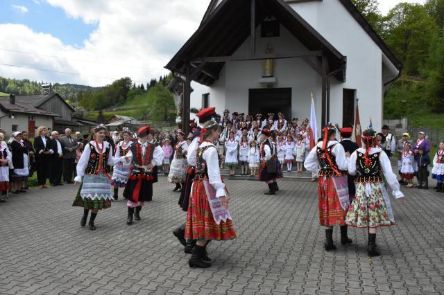 Polonezii din Bucovina au serbat sâmbătă, 10 mai, trei zile importante pentru istoria acestei comunități