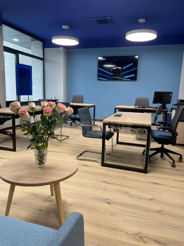 Allianz Țiriac Asigurări Rădăuți funcționează, începând de sâmbătă, într-o locație nouă, amenajată modern, situată în zona bancar-administrativă a municipiului