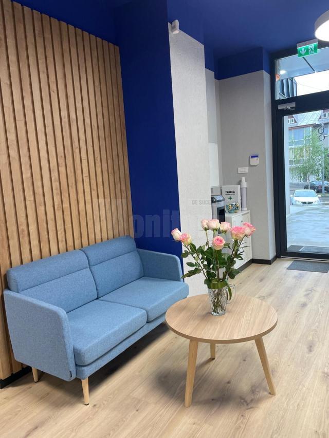 Allianz Țiriac Asigurări Rădăuți funcționează, începând de sâmbătă, într-o locație nouă, amenajată modern, situată în zona bancar-administrativă a municipiului