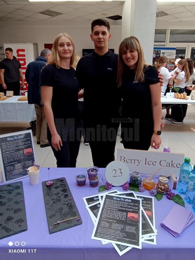 Echipa studențească clasată pe locul II cu produsul Berry Ice Cake