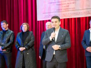 Presedintele CJ Suceava, Gheorghe Soldan, a participat la Festivalul Flori de Mari de la Iaslovăț