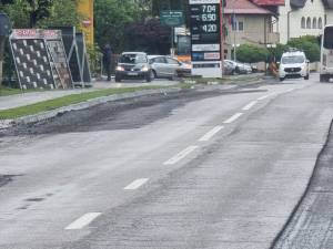 Se circulă în condiții groaznice pe DN 2H Gălănești – Vicovu de Jos