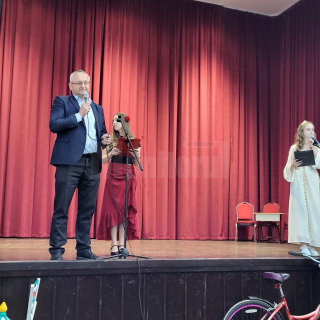 Paradă multiculturală la Milișăuți, de Ziua Europei