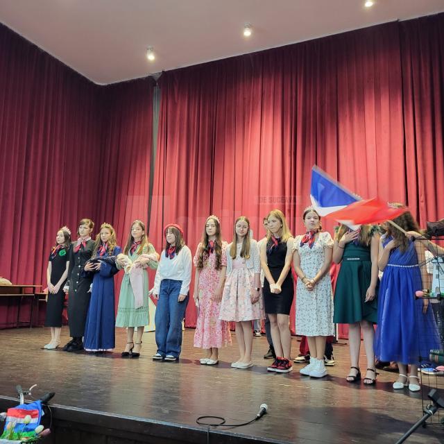 Paradă multiculturală la Milișăuți, de Ziua Europei