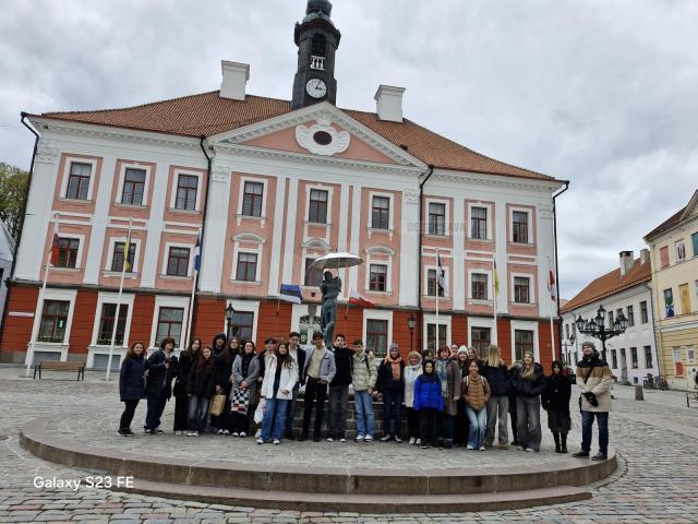 Mobilitate Erasmus în Estonia pentru 12 elevi și 4 cadre didactice de la Colegiul “Hurmuzachi” Rădăuți
