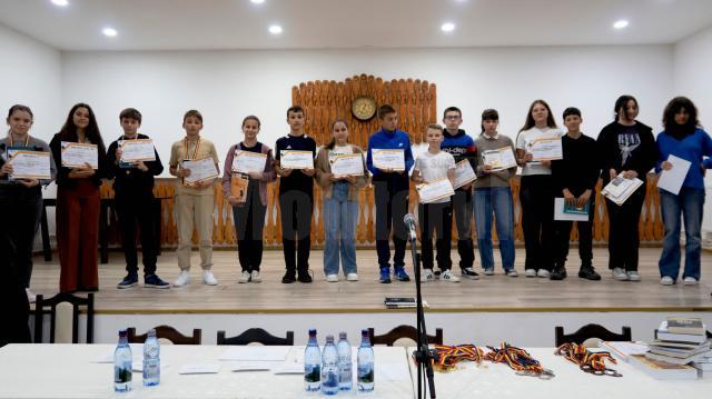 Concursul punct şi virgulă, de la Râșca