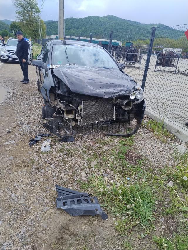 Autoturismul care a provocat accidentul