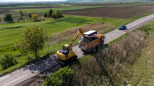 Gheorghe Șoldan anunță începerea modernizării drumului dintre Verești și Udești, pe care nu s-a mai turnat asfalt de 10 ani