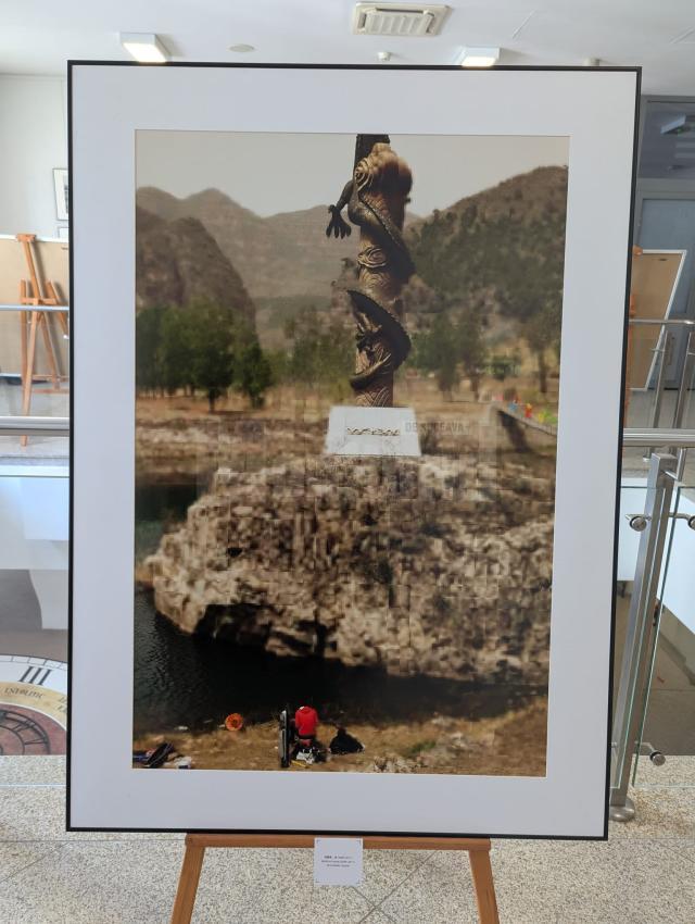 75 de lucrări realizate de 10 fotografi din România și 10 fotografi din China, expuse la Muzeul de Istorie