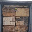 Tir cu tot cu aproape 50 mc de cherestea, confiscat de polițiști