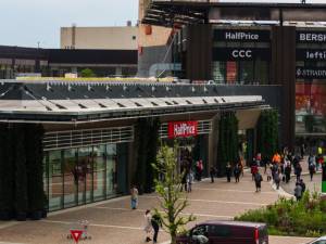 Iulius Mall Suceava, transformat în cea mai mare destinație de shopping și divertisment din nordul țării