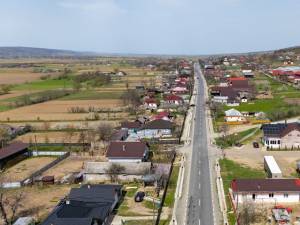 Drumul Suceava - Liteni - Dolgasca a fost modernizat cu fonduri europene și județene pe o lungime de 46,2 kilometri