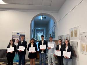 Concursul „CHIMiE HURMUZACHI” pentru pasionații de științe, la Rădăuți