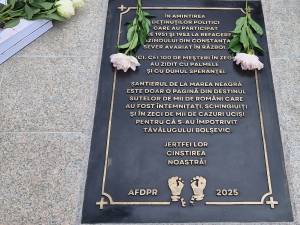 În apropierea Cazninoului din Constanța a fost dezvelită o placă memorială dedicată deținuților politici români anticomuniști care au participat la reconstruirea acestui edificiu