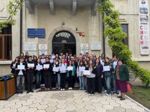 Concurs de chimie, la Colegiul Hurmuzachi Rădăuţi