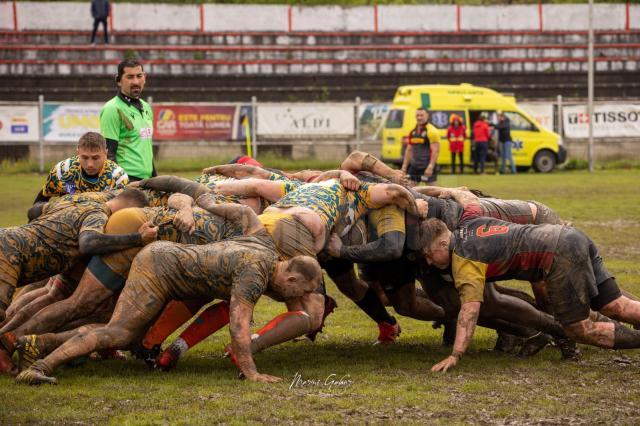 Victorie clară pentru humroeni, pe un teren greu