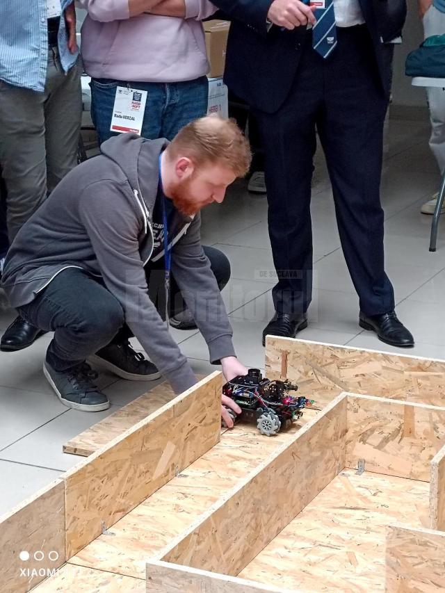 Vehiculul RoboCar al echipei din Ilmenau la startul competiției