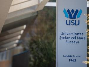 Profesori și doctoranzi ai Facultății de Economie, Administrație și Afaceri din USV, premiați la Euroinvent  Iași