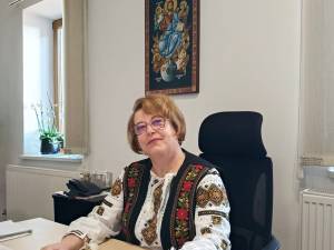 Alexandra Bejinaru - directoarea Colegiul de Artă Suceava