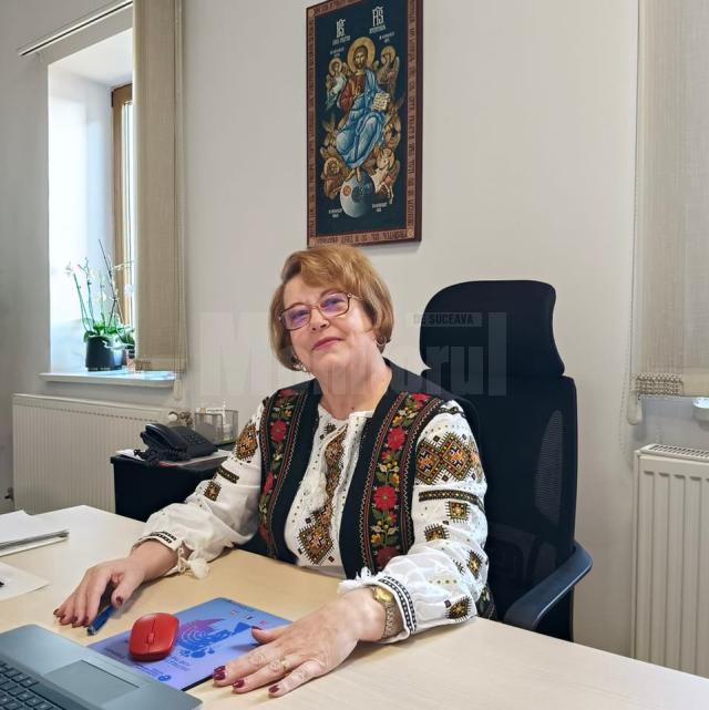 Alexandra Bejinaru - directoarea Colegiul de Artă Suceava