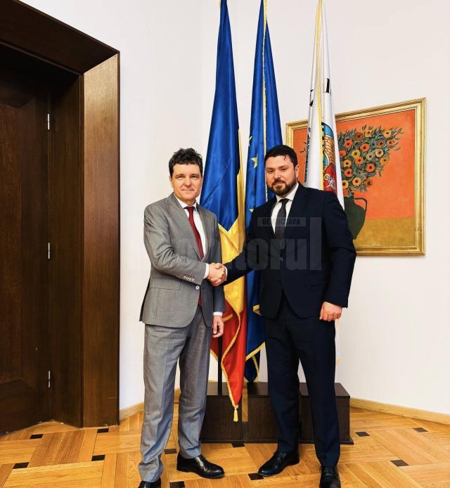 Primarul Bogdan Loghin și noul președinte al României, Nicușor Dan