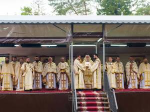 Despre izvorul nesecat al iubirii lui Hristos, la Catedrala Arhiepiscopală din Suceava în Duminica a V-a după Învierea Domnului