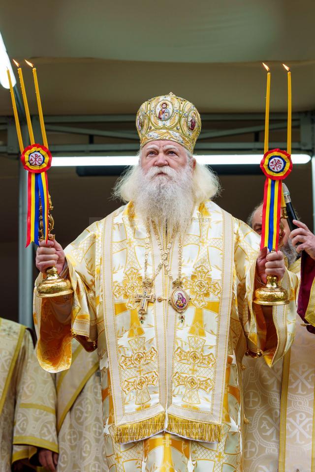 Despre izvorul nesecat al iubirii lui Hristos, la Catedrala Arhiepiscopală din Suceava în Duminica a V-a după Învierea Domnului