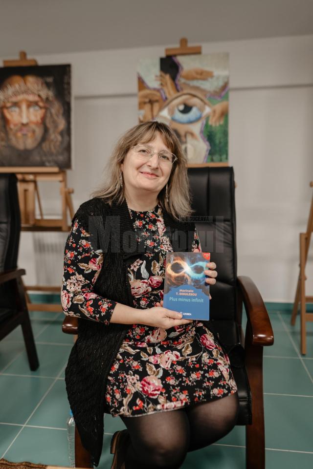 Poeta Marinela T. Dinulescu a câștigat Premiul Opera Prima