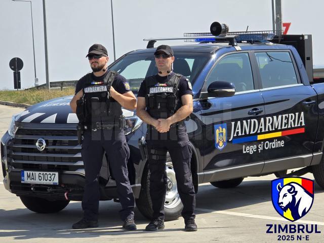 Jandarmi, polițiști și militari din mai multe județe, mobilizați în aceste zile la Fălticeni și Mihoveni. Este vorba doar de exerciții
