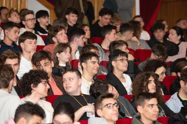 Patru mențiuni și 11 medalii pentru lotul sucevean, la Olimpiada Națională de Tehnologia Informației
