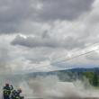 Incendiu în trafic, la platforma unui autotren care transporta un excavator