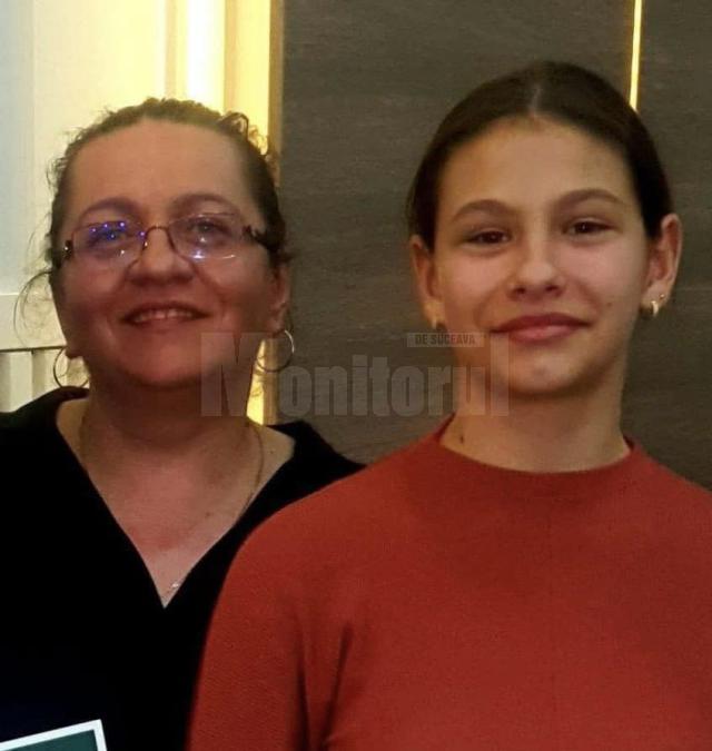 Teodora Bedrule și prof. Mihaela Ghelbere