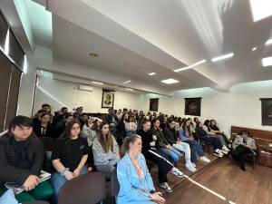 Activitate de informare, la Colegiul Mihai Eminescu
