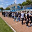 Peste 2.200 de elevi suceveni din tot județul și 130 de cadre didactice au participat joi la Marșul „Antiviolență, antidrog, antitutun”