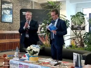 Deschiderea salonului de Carte Alma Mater Librorum de catre prorectorul USV, prof. univ. dr. Mircea A. Diaconu