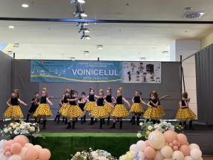 Festivalul Național „Voinicelul” a reunit peste 1.400 de copii pe scena de la Iulius Mall Suceava