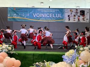 Festivalul Național „Voinicelul” a reunit peste 1.400 de copii pe scena de la Iulius Mall Suceava