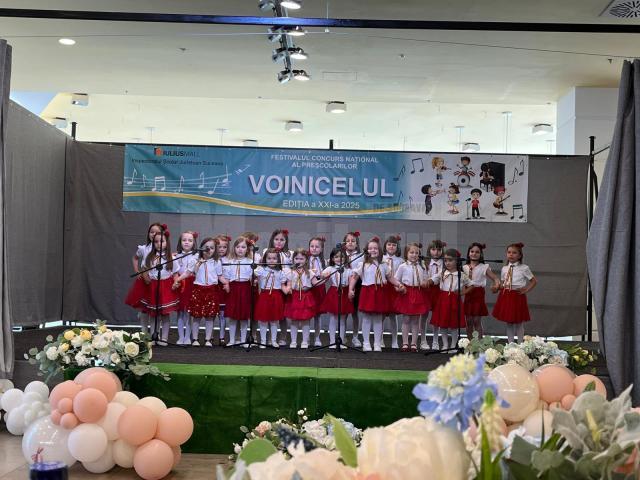 Festivalul Național „Voinicelul , la Iulius Mall Suceava
