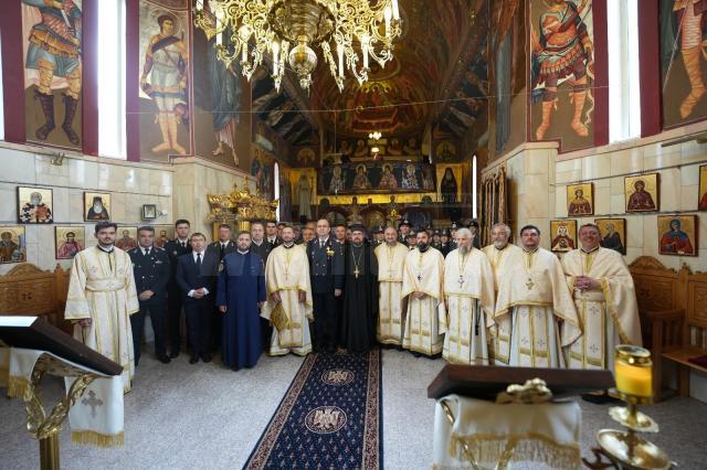 Fotografia de final de la slujba religioasă de sâmbătă