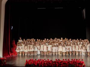 Piesă nouă, „Soare în suflet”, lansată de copiii de la Academia de Arte Modus Vivendi din Suceava