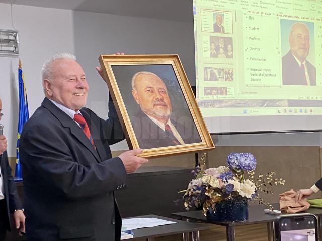Profesorul Mihai Vitcu, sărbătorit la împlinirea vârstei de 80 de ani