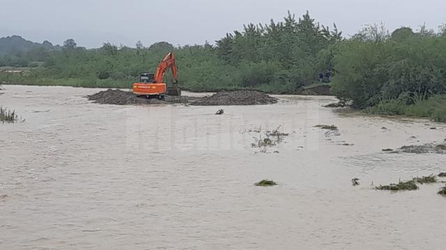 Intervenție pentru stoparea eroziunii pe pârâul Râșca, în comuna Bogdănești