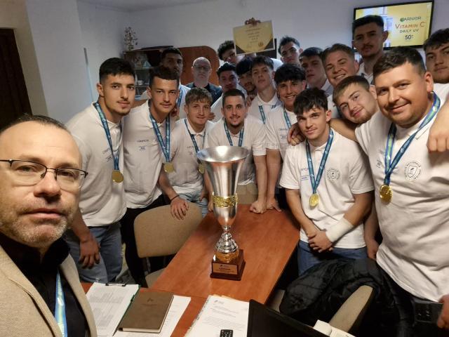 Întâlnire cu campionii de la rugby
