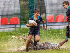 Copii de la zece cluburi din țară și din Republica Moldova au jucat rugby la Gura Humorului