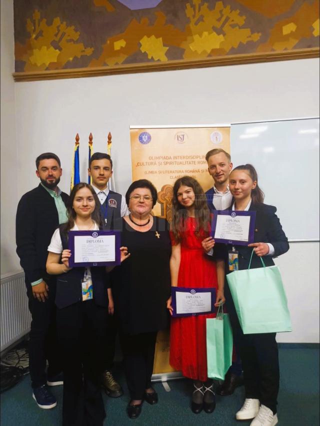 Trei mențiuni și un premiu special pentru elevii suceveni, la etapa națională a Olimpiadei „Cultură și spiritualitate românească”