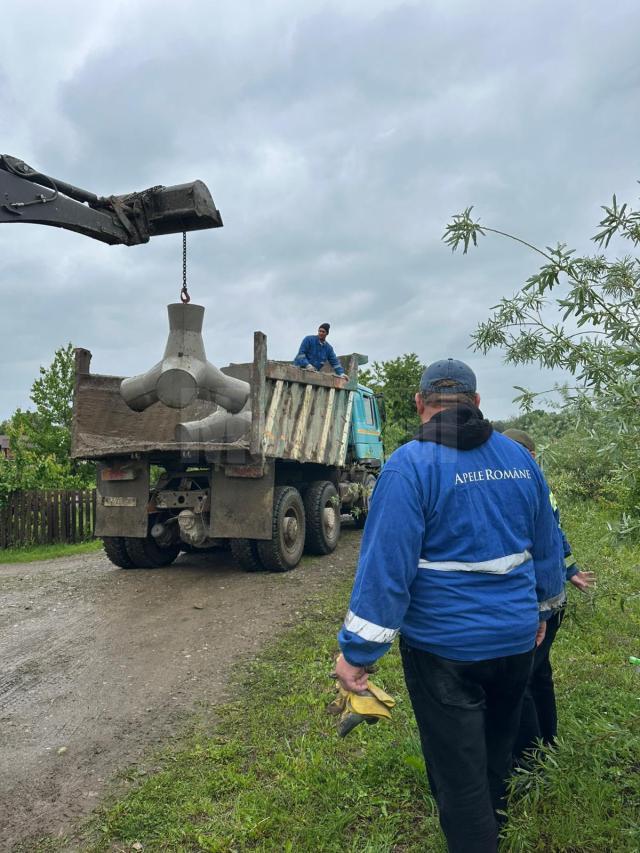 Actiuni de igienizare pe drumurile nationale și în zona podurilor pentru a preveni inundațiile